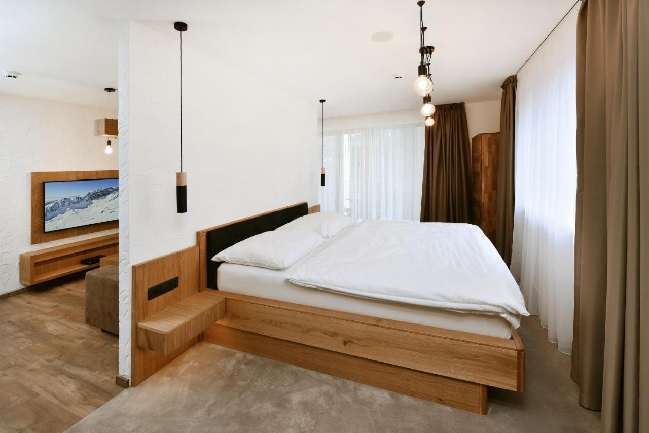 Aplend Hotel Ovruc Strbske Pleso Exterior photo