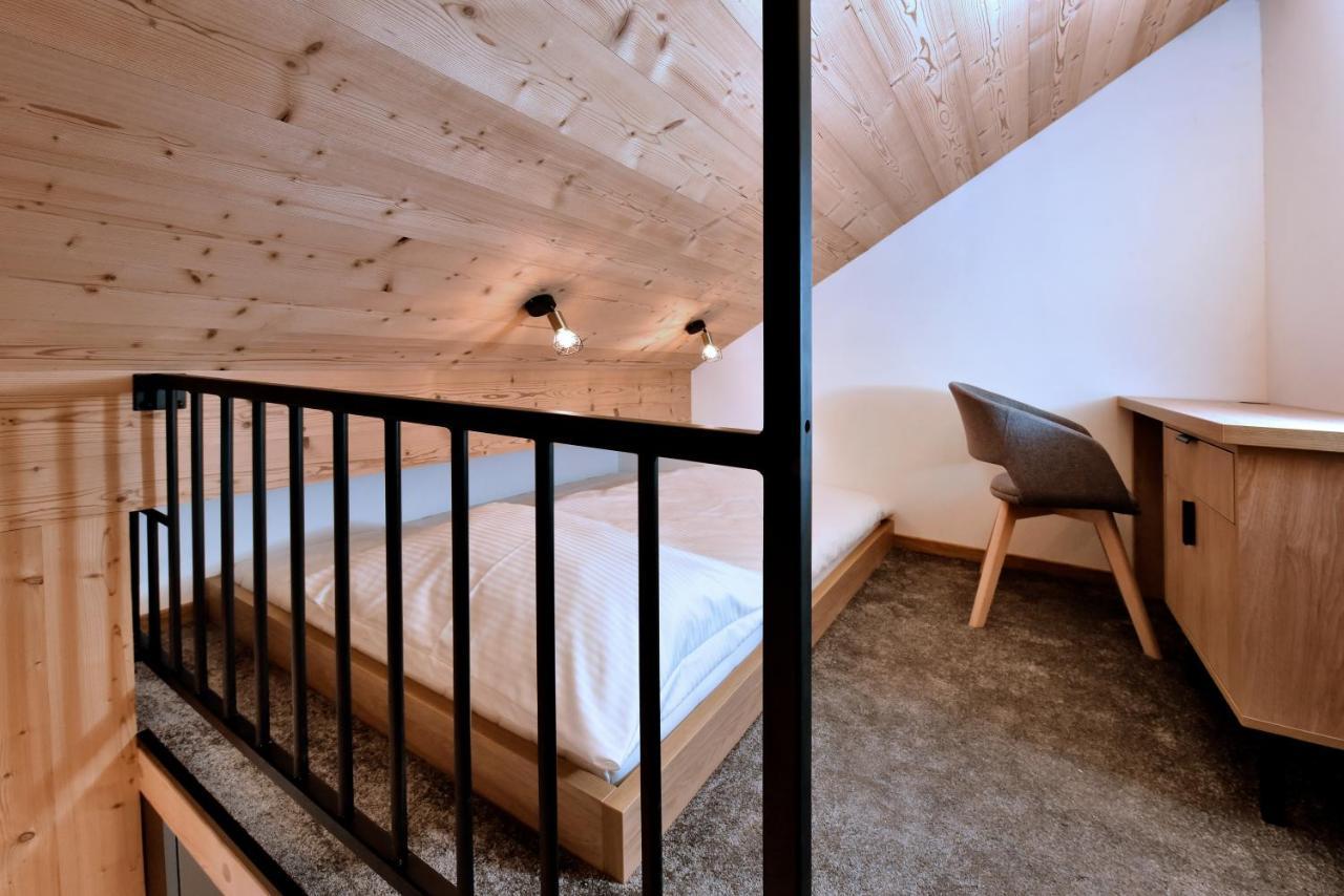 Aplend Hotel Ovruc Strbske Pleso Exterior photo