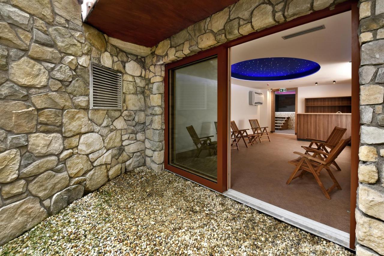 Aplend Hotel Ovruc Strbske Pleso Exterior photo