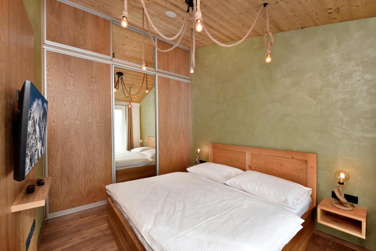 Aplend Hotel Ovruc Strbske Pleso Exterior photo