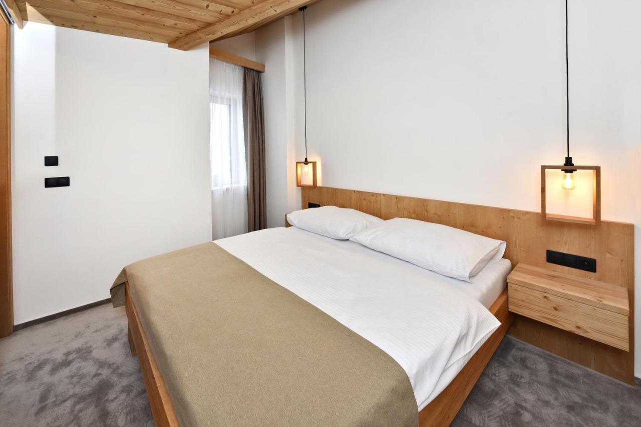 Aplend Hotel Ovruc Strbske Pleso Exterior photo
