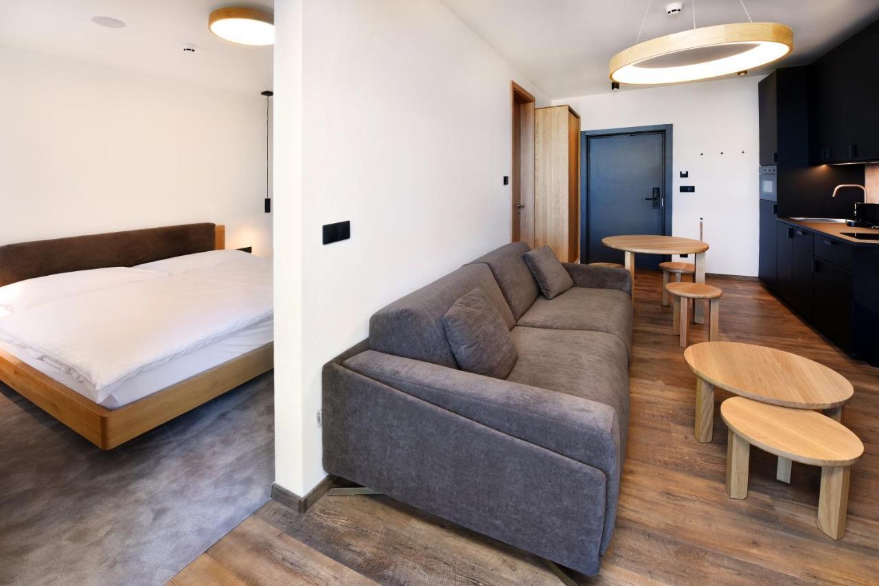 Aplend Hotel Ovruc Strbske Pleso Exterior photo